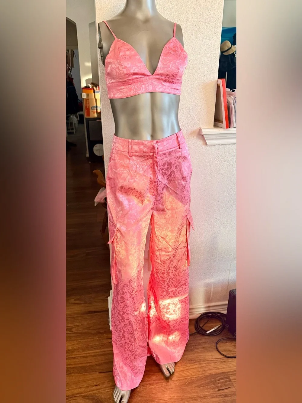 AKIRA Pink Lace Cargo Wide-Leg Pants set